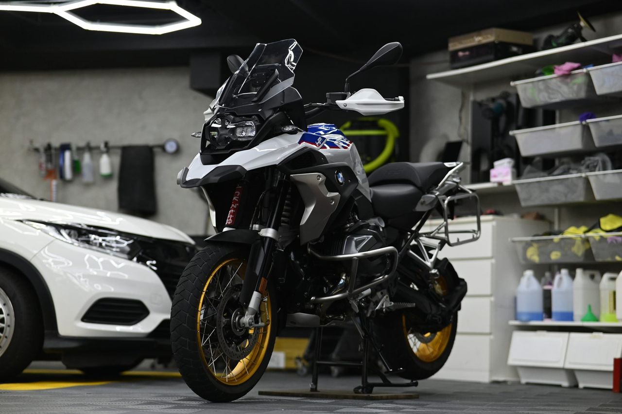 BMW 機車美容施工案例 捷匠施工案例