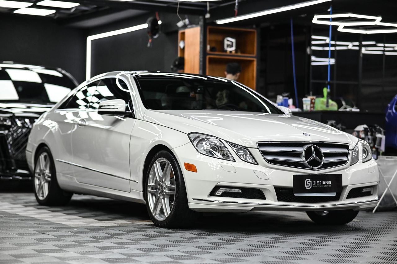 Mercedes-Benz E350 拋光與鍍膜施工案例 捷匠施工案例