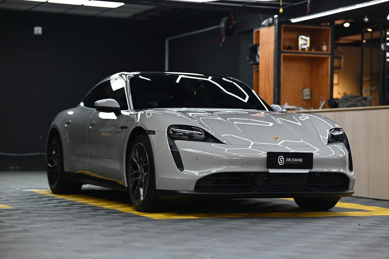 Porsche Taycan 漆面鍍膜施工案例 捷匠施工案例