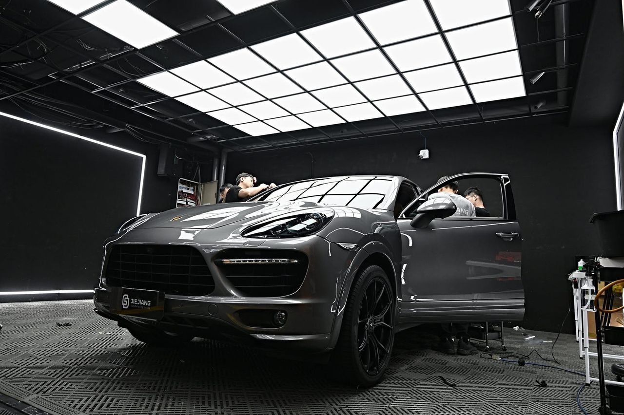 Porsche Cayenne 漆面鍍膜施工案例 捷匠施工案例
