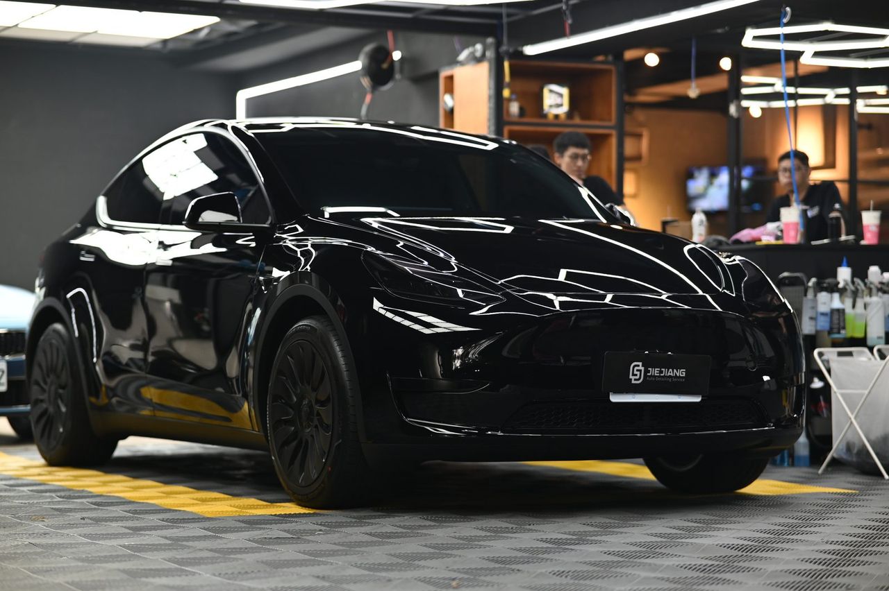 Tesla Model Y 全車犀牛皮施工案例 捷匠施工案例