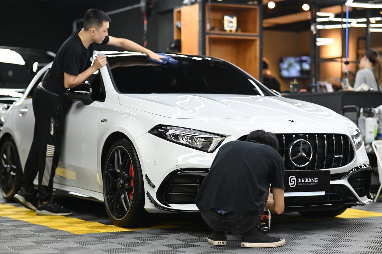 Mercedes-Benz A45 S 漆面鍍膜施工案例 捷匠施工案例