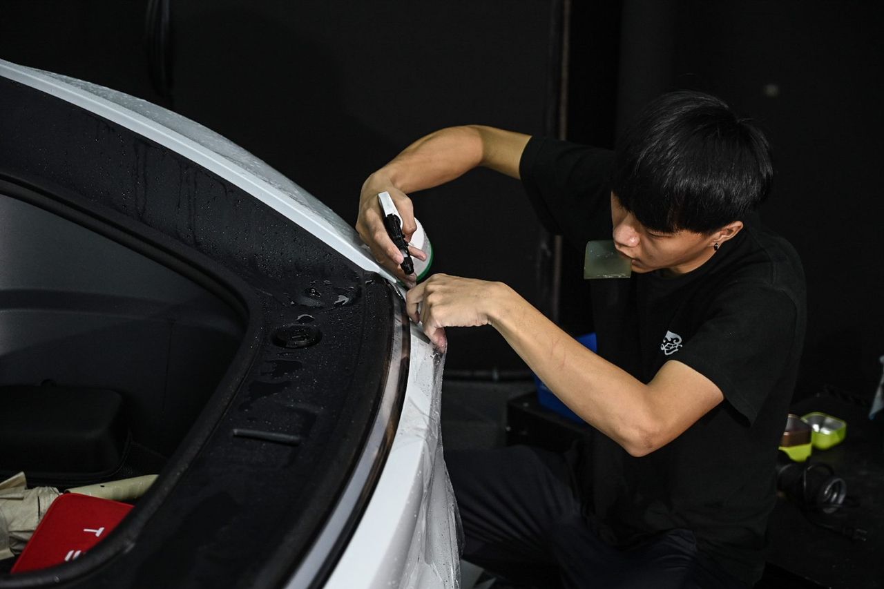 Tesla Model Y煥新版全車犀牛皮施工案例 捷匠施工案例