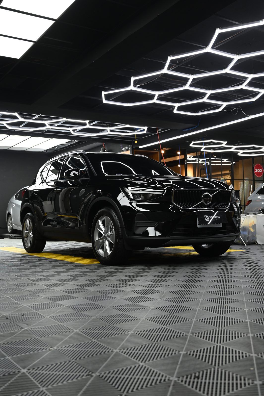 Volvo XC40 漆面鍍膜施工案例 捷匠施工案例