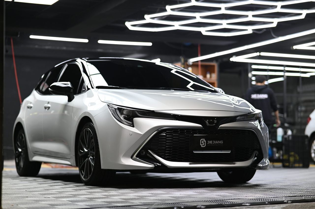Toyota Corolla Sport 漆面鍍膜施工案例 捷匠施工案例