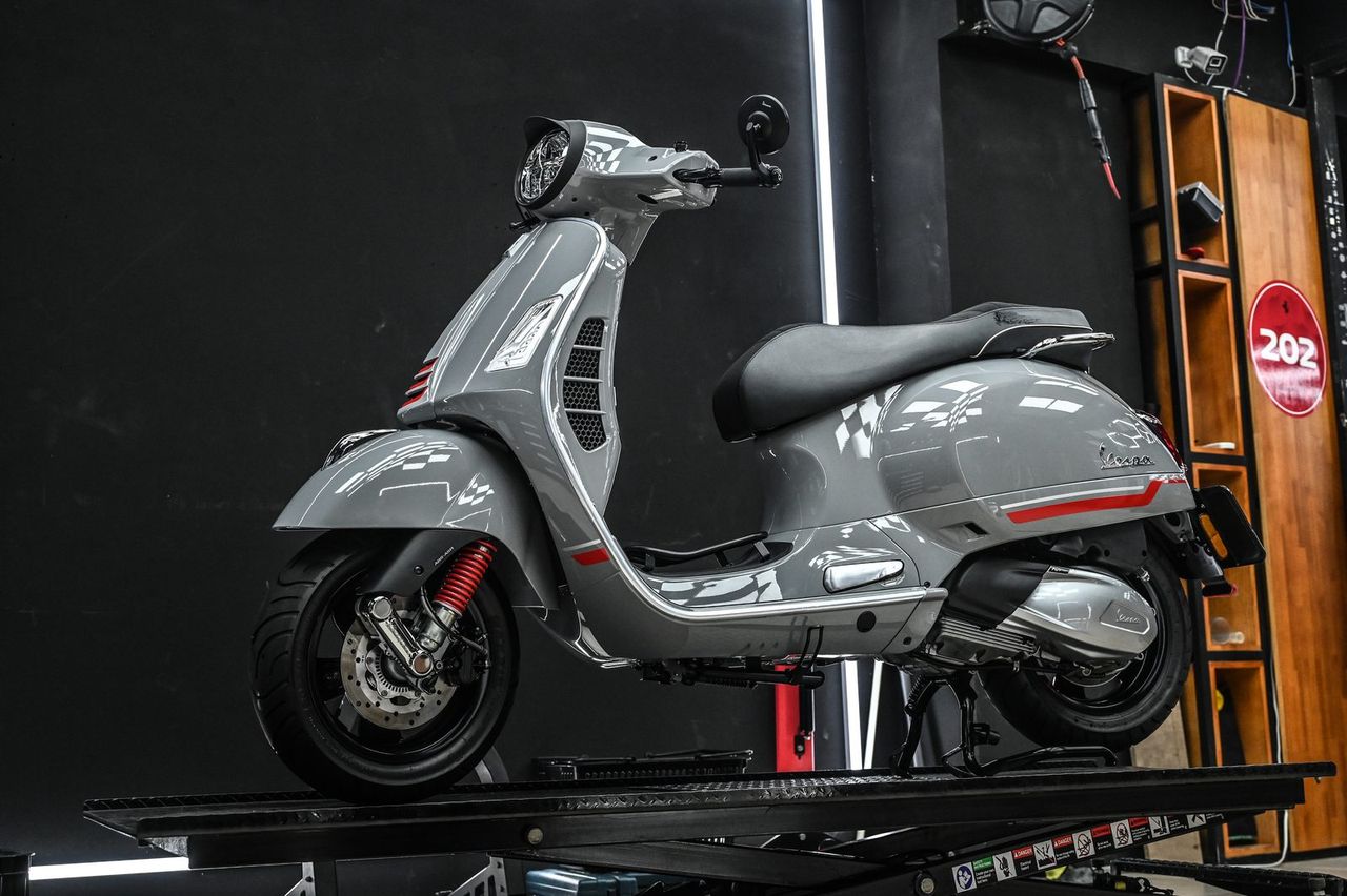 Vespa 機車美容施工案例 捷匠施工案例