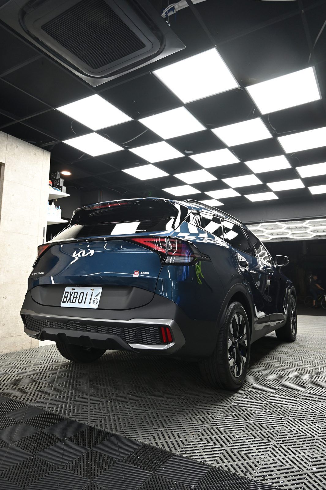 Kia Sportage 漆面鍍膜施工案例 捷匠施工案例