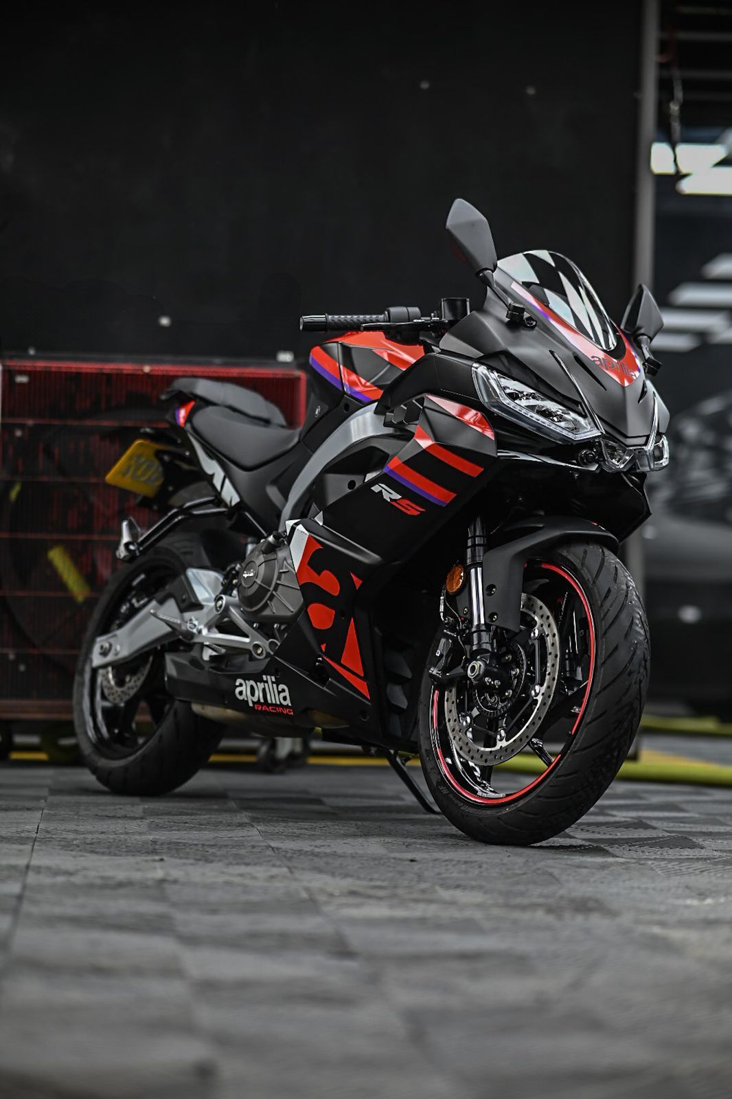 Aprilia 機車美容施工案例 捷匠施工案例