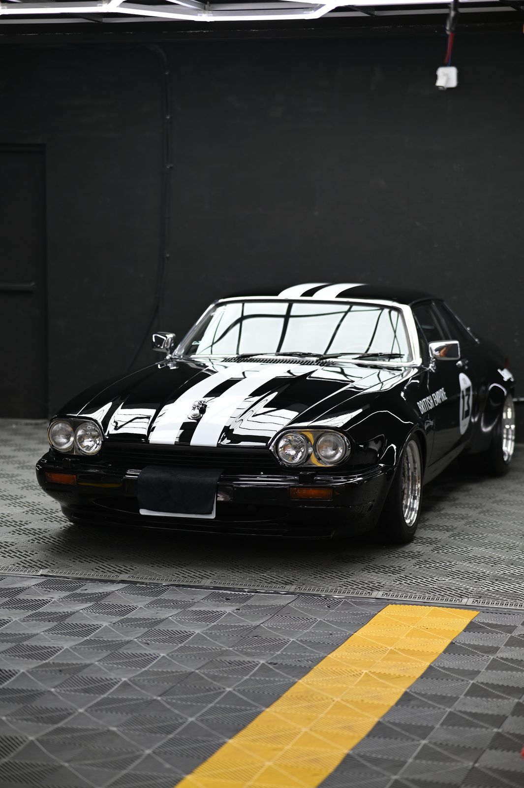 Jaguar XJS 漆面鍍膜施工案例 捷匠施工案例