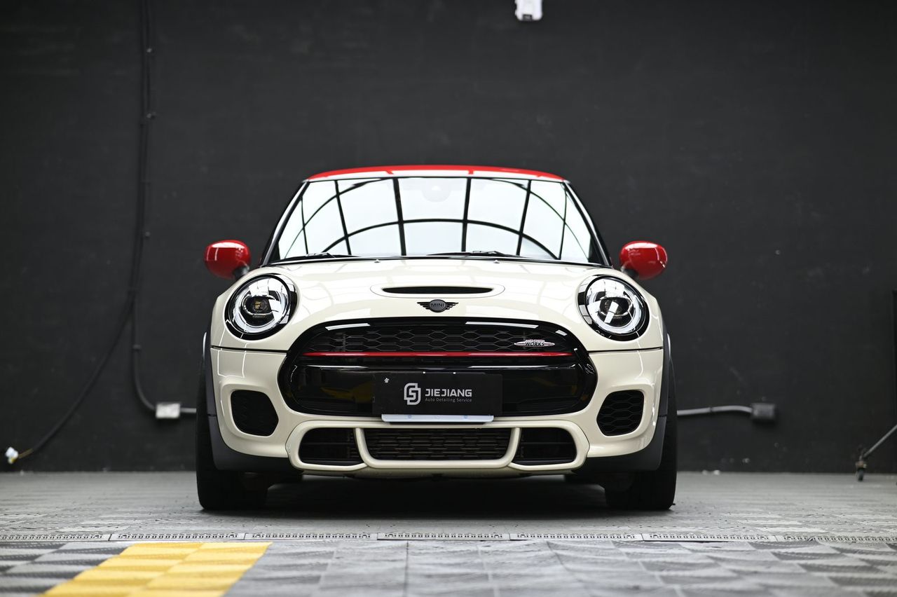 MINI John Cooper Works 漆面鍍膜施工案例 捷匠施工案例