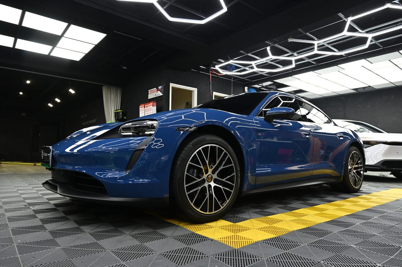 Porsche Taycan 漆面鍍膜施工案例 捷匠施工案例