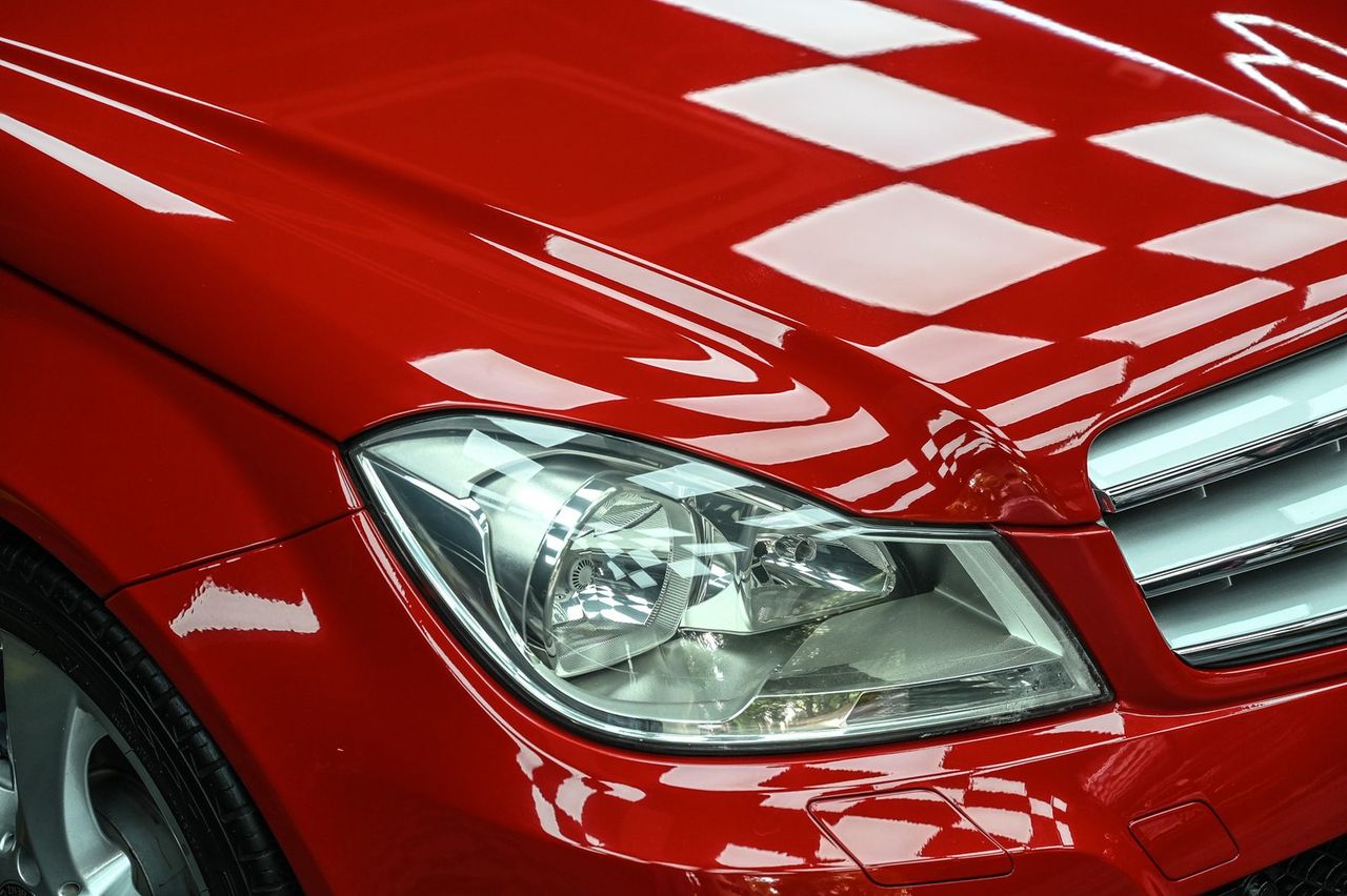 Mercedes-Benz C-Class 漆面鍍膜施工案例 捷匠施工案例