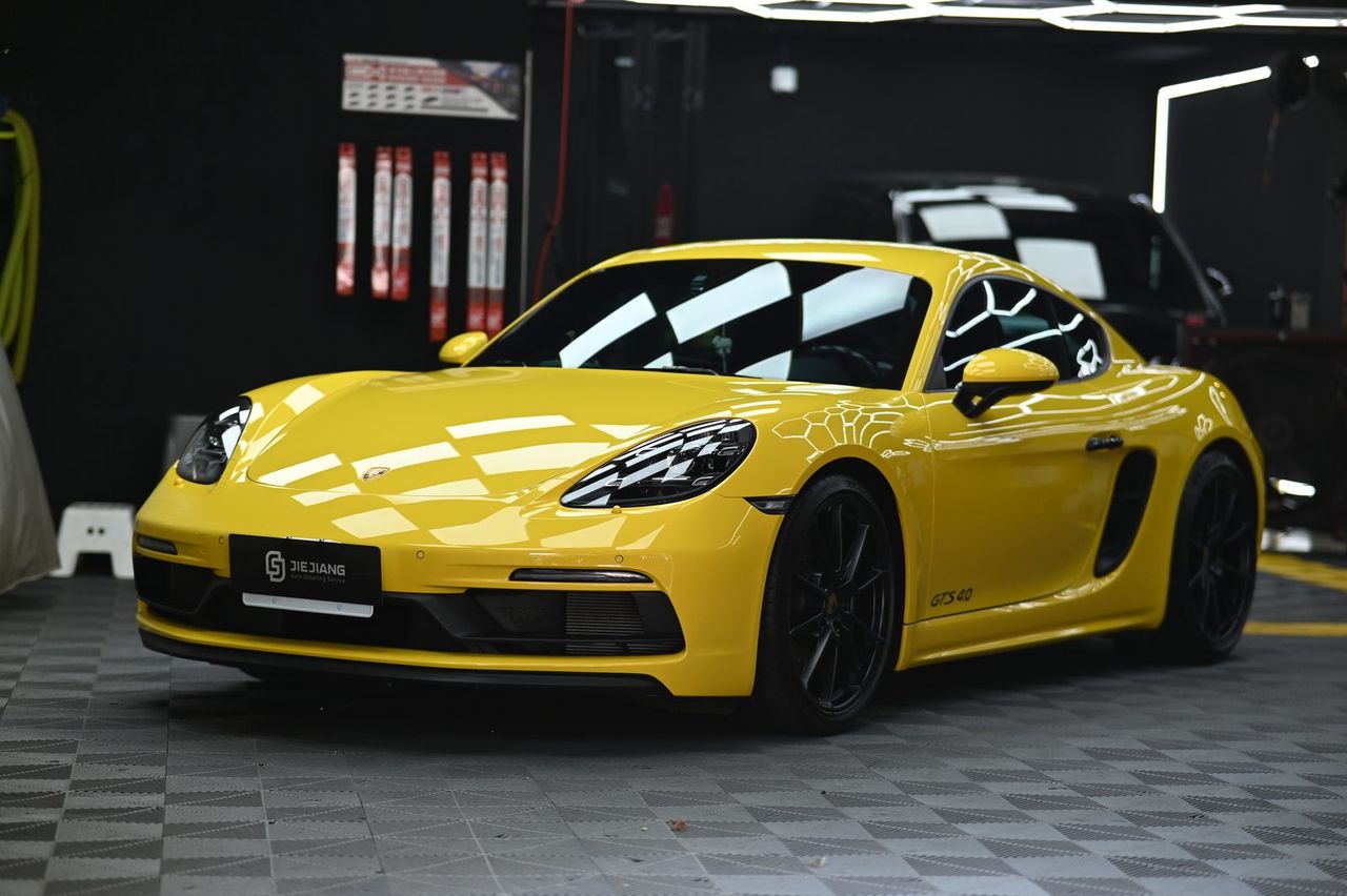 Porsche 718 Cayman GTS 4.0 漆面鍍膜施工案例 捷匠施工案例