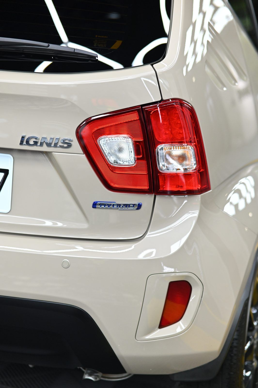 Suzuki Ignis 漆面鍍膜施工案例 捷匠施工案例