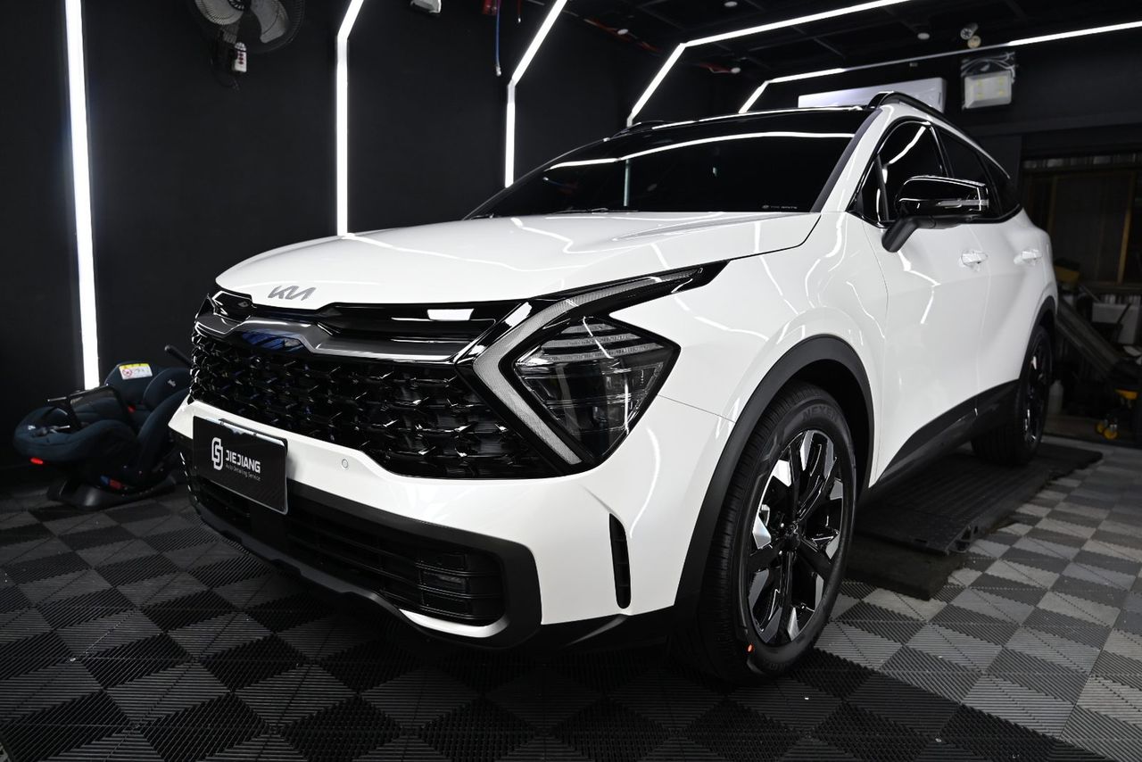 Kia Sportage 漆面鍍膜施工案例 捷匠施工案例