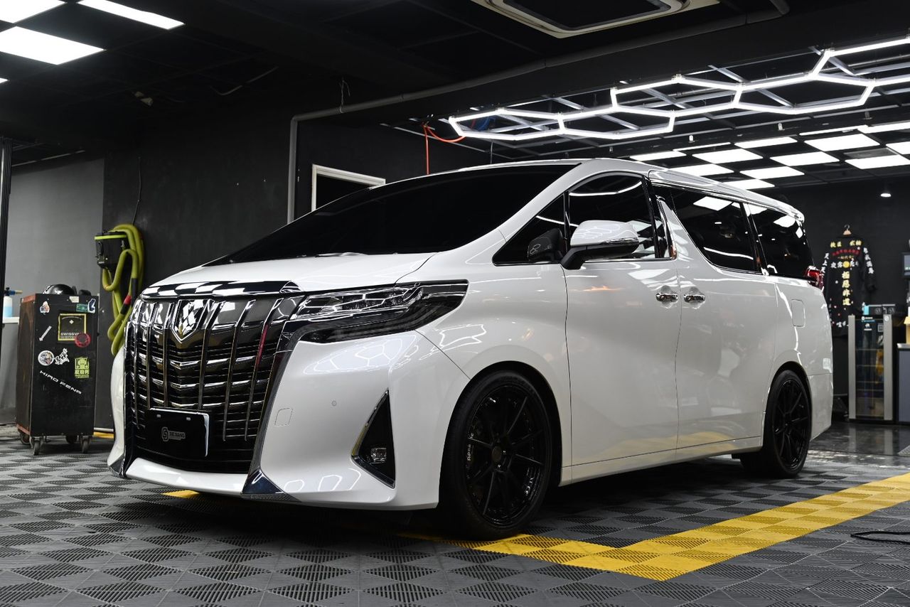 Toyota Alphard 漆面鍍膜施工案例 捷匠施工案例