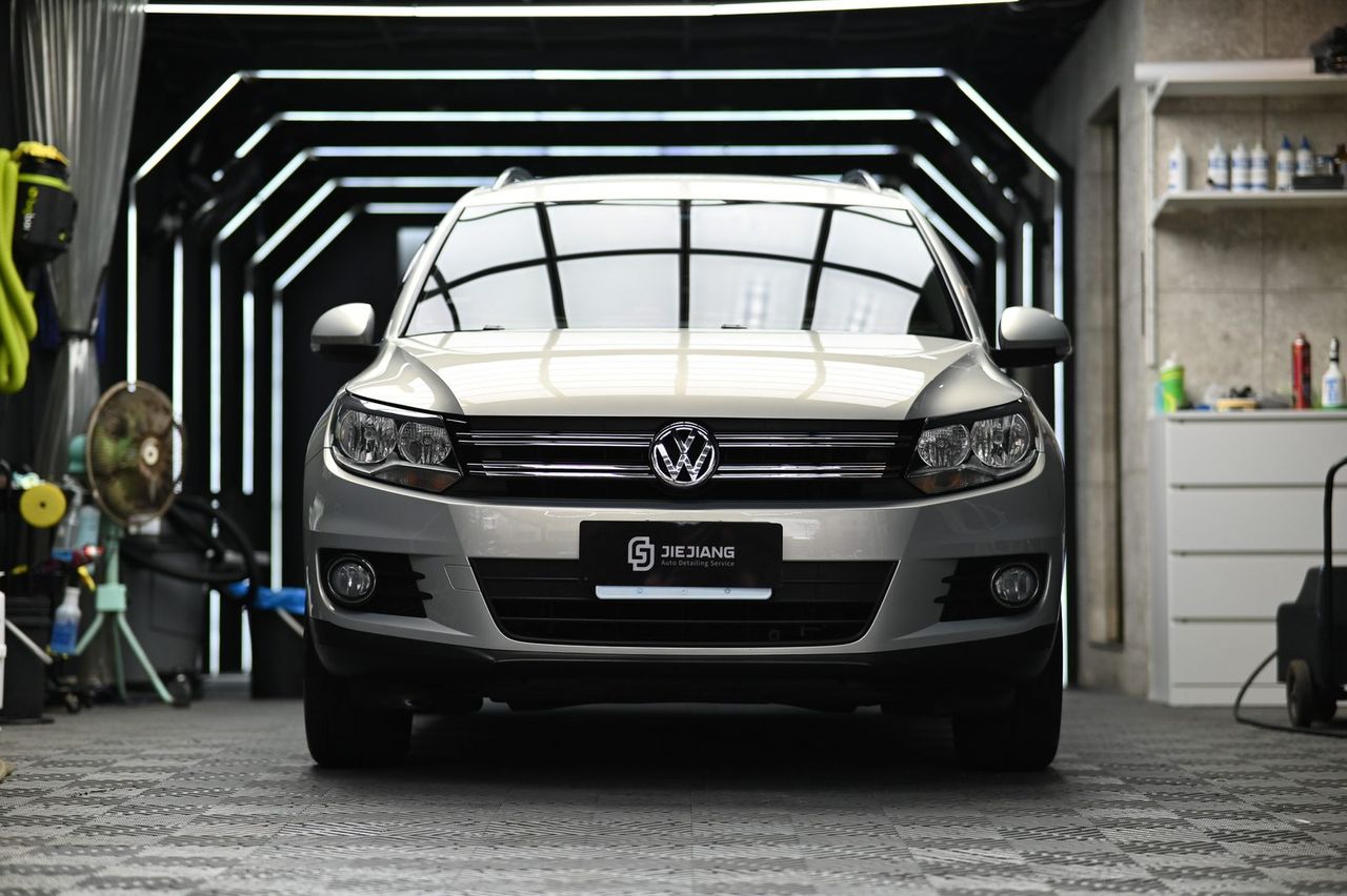 VW Tiguan 漆面鍍膜施工案例 捷匠施工案例
