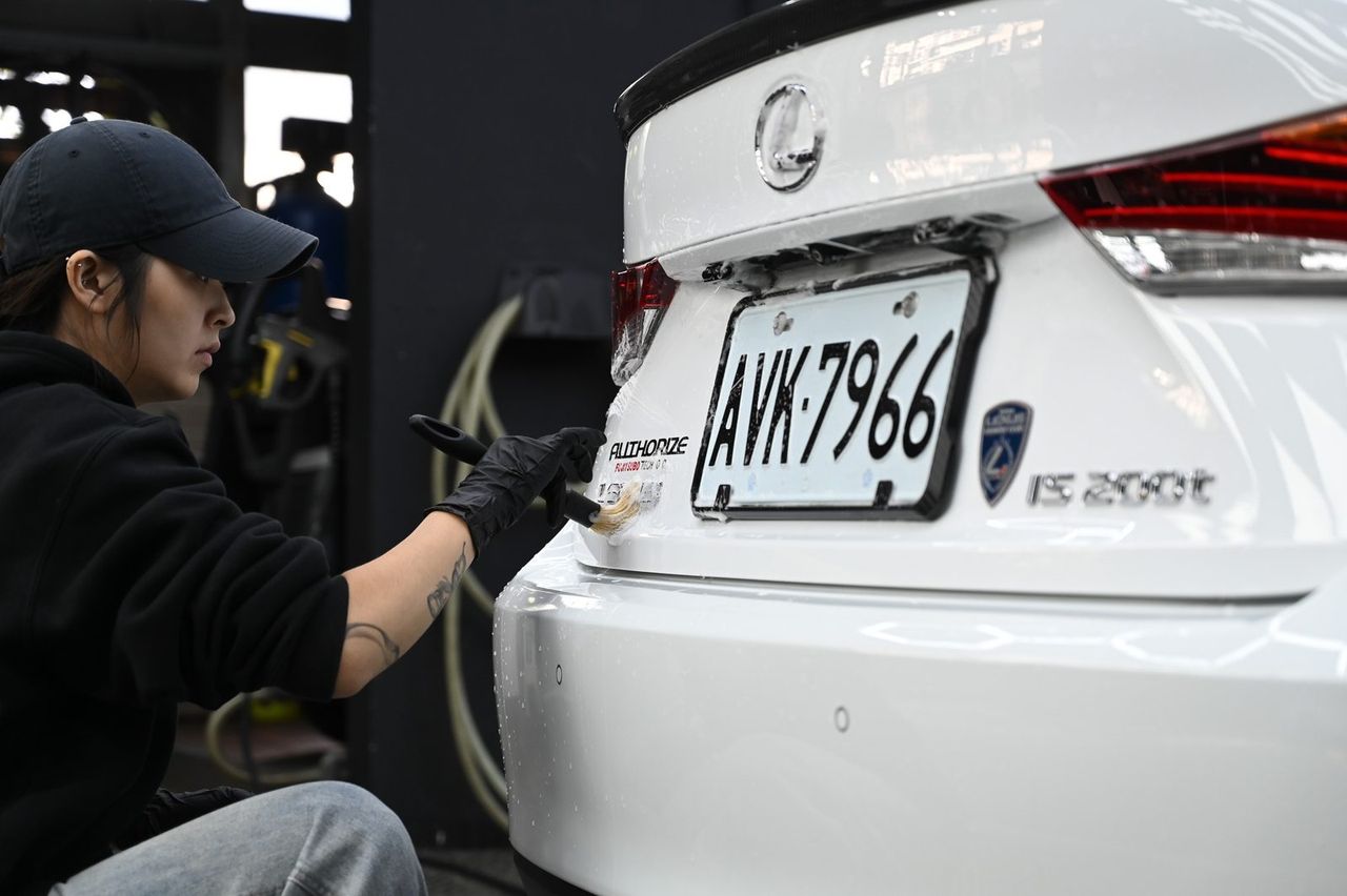 Lexus IS 200t 洗車打蠟施工案例 捷匠施工案例