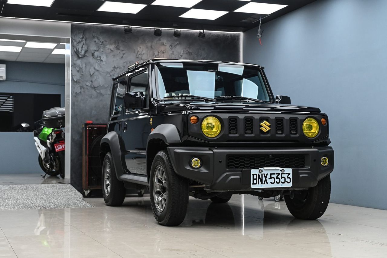 Suzuki Jimny 拋光與漆面修復完工與細節實拍 第 1 張（共 6 張）——捷匠施工實錄