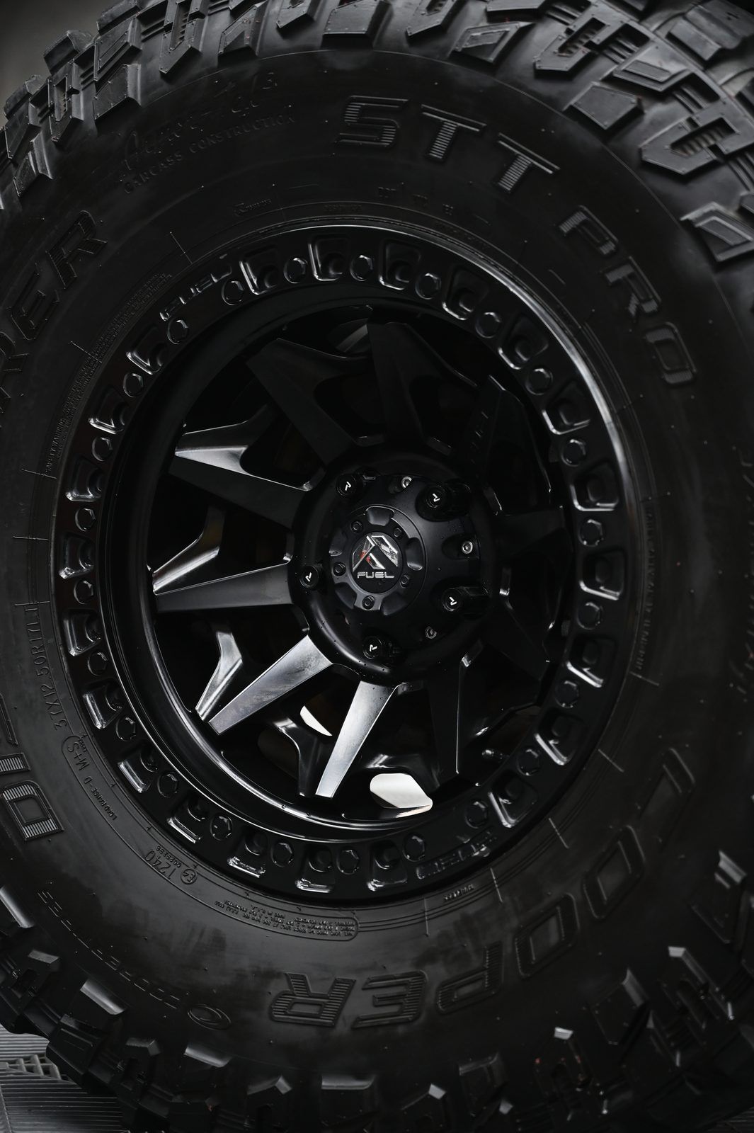 Jeep Wrangler 漆面鍍膜完工與細節實拍 第 1 張（共 6 張）——捷匠淡水旗艦店施工實錄