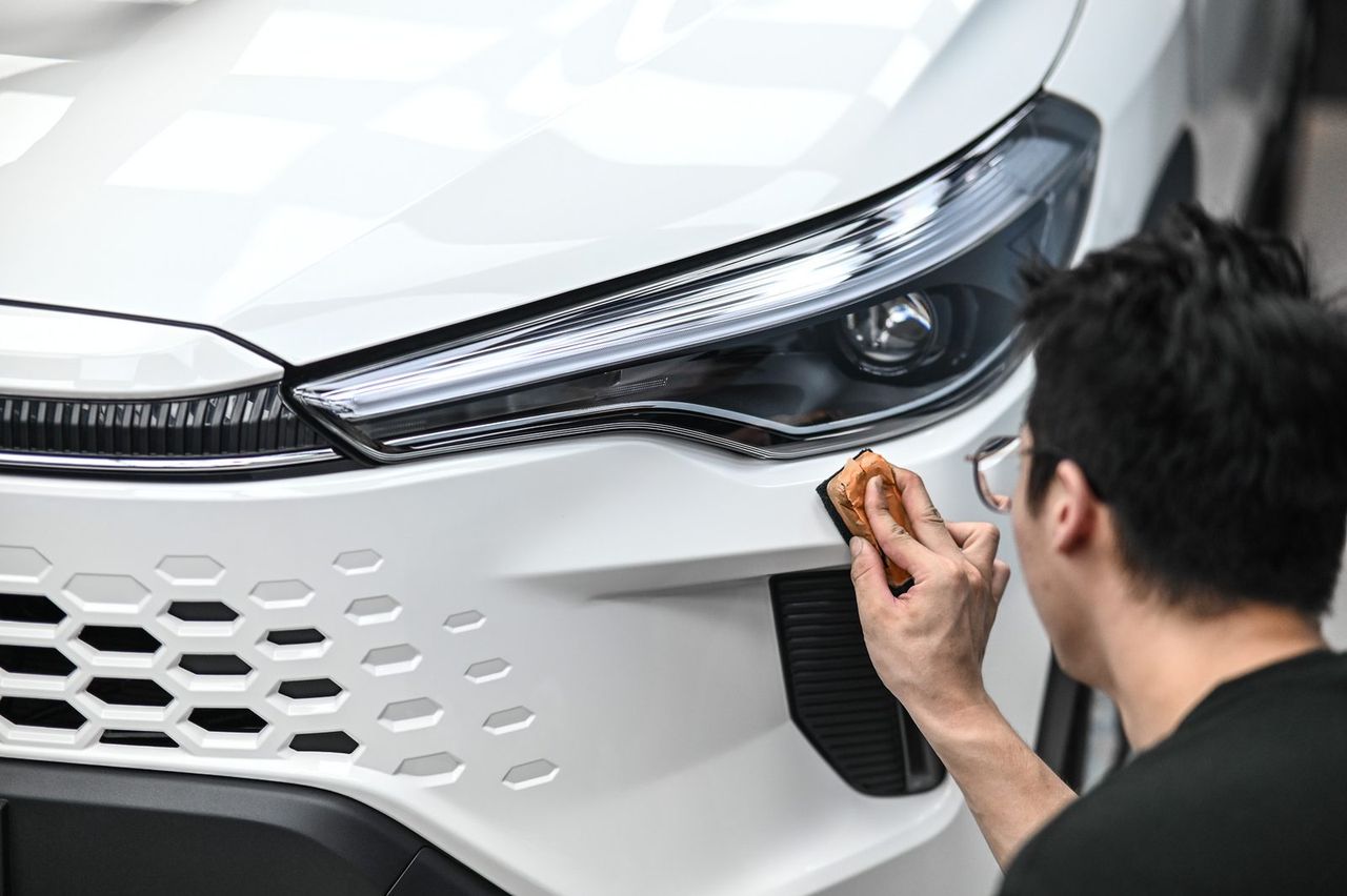 Toyota Corolla Cross 漆面鍍膜完工與細節實拍 第 2 張（共 3 張）——捷匠施工實錄
