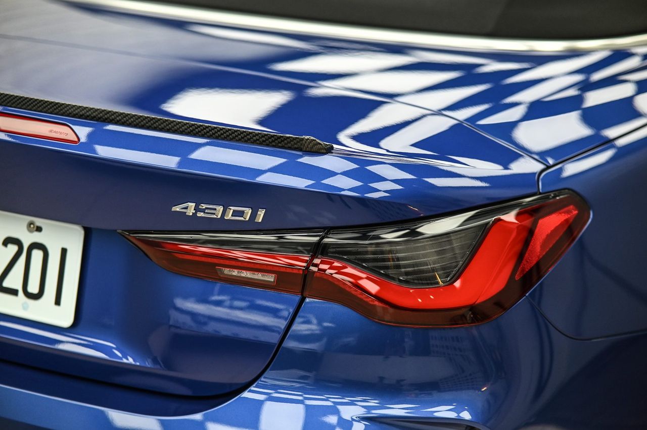 BMW 430i敞篷洗車打蠟完工與細節實拍 第 2 張（共 6 張）——捷匠施工實錄