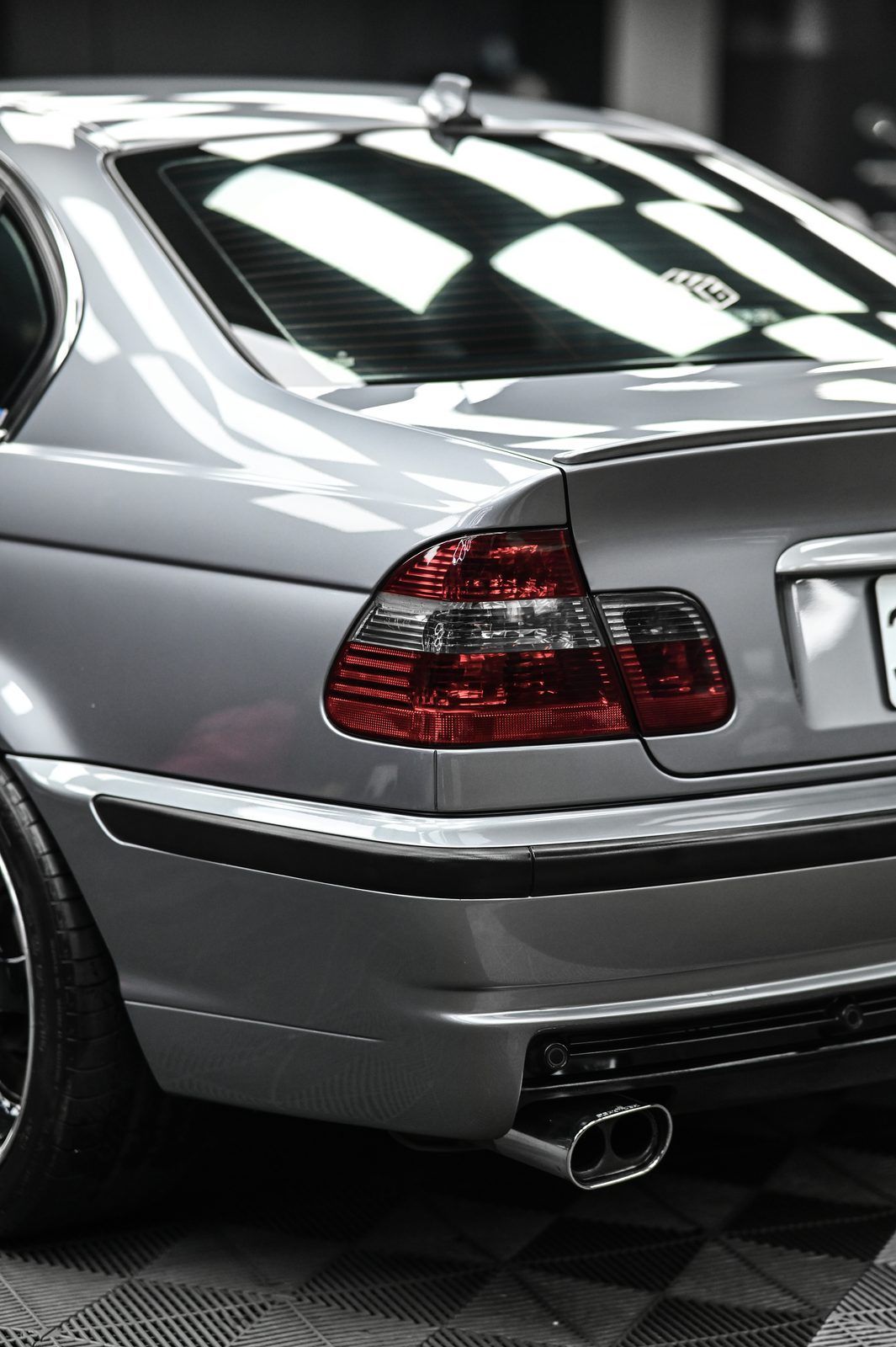 BMW 3系 E46 洗車打蠟完工與細節實拍 第 2 張（共 6 張）——捷匠淡水旗艦店施工實錄