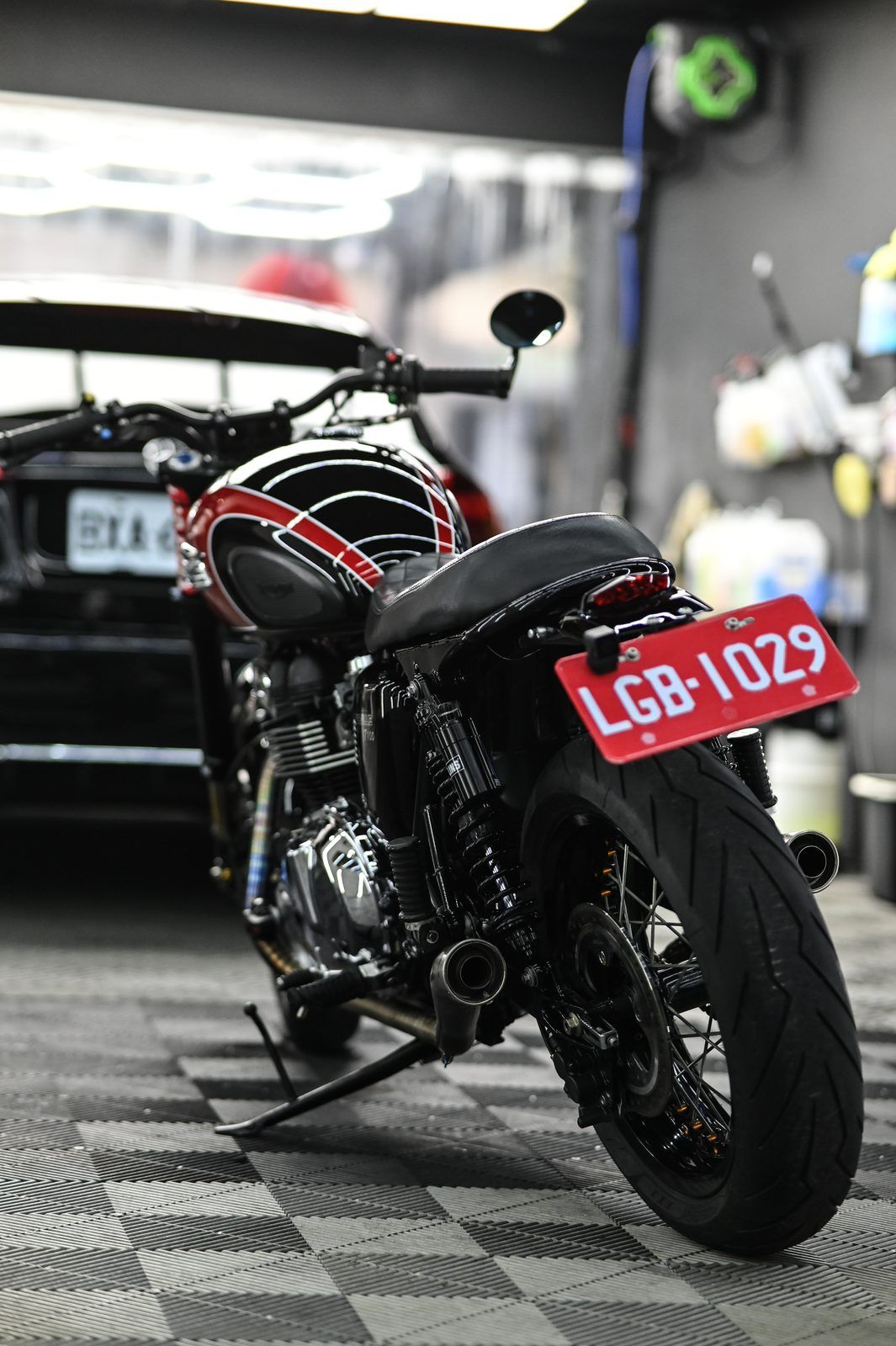 Triumph Bonneville T100 機車美容完工與細節實拍 第 3 張（共 6 張）——捷匠北投店施工實錄