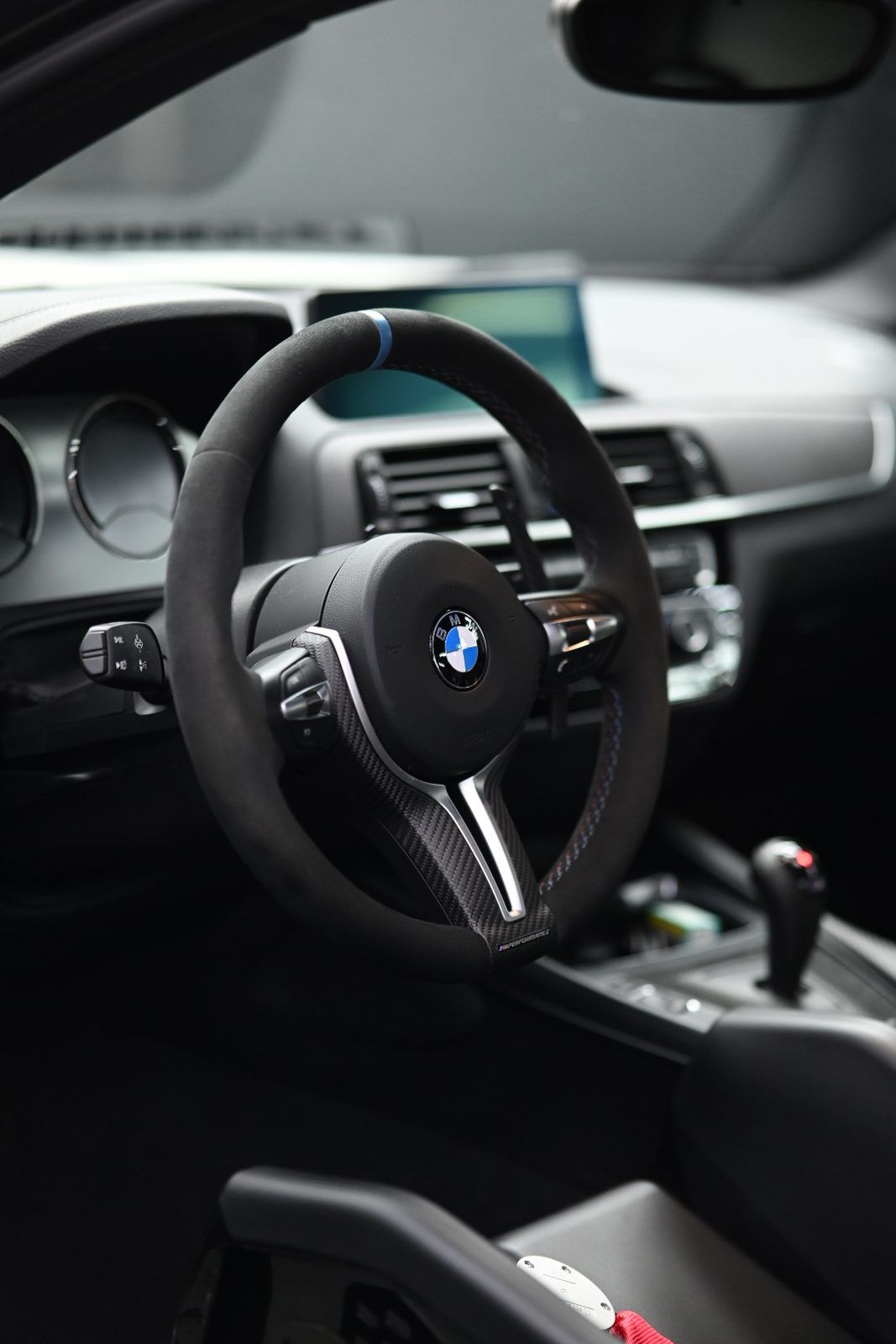 BMW M2 內裝美容完工與細節實拍 第 2 張（共 3 張）——捷匠淡水旗艦店施工實錄