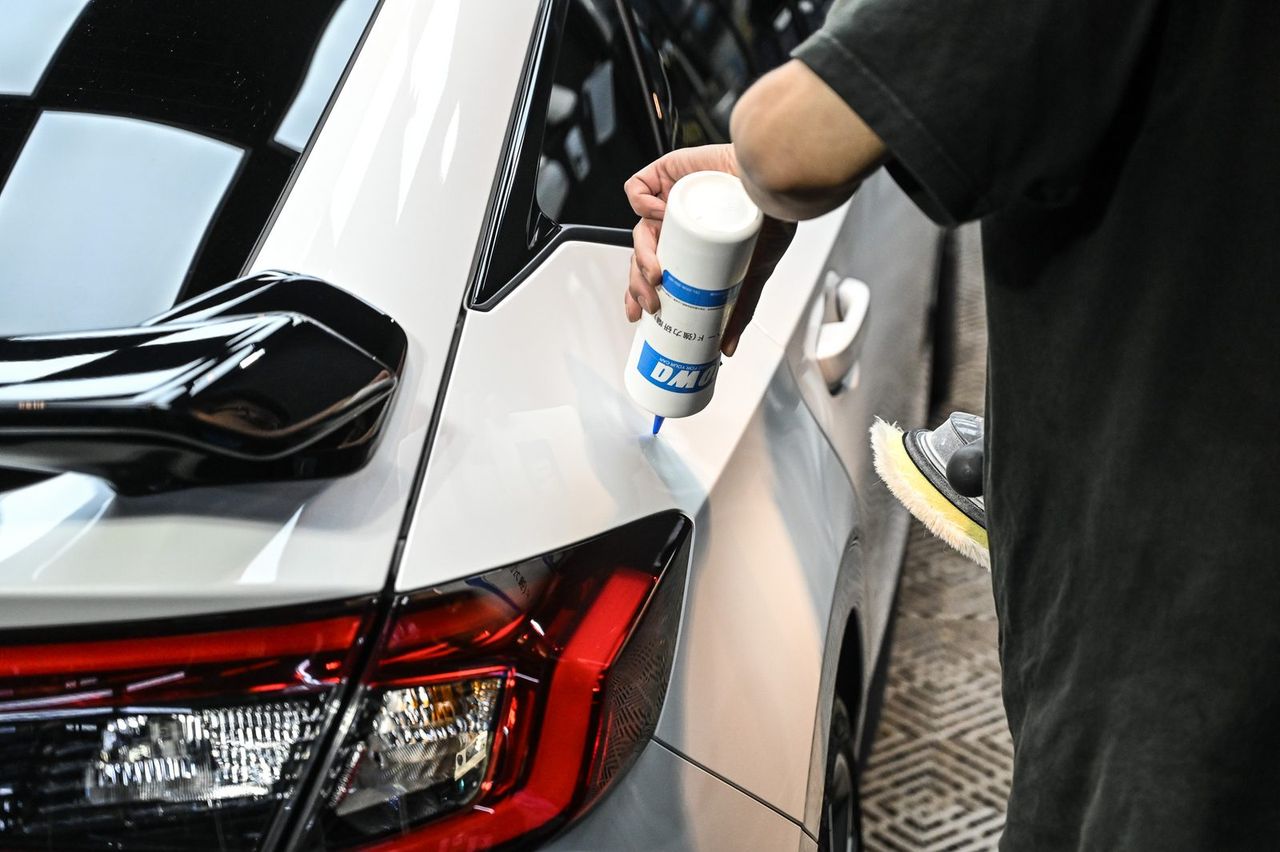 Honda Civic e:HEV 迎風面犀牛皮與漆面鍍膜完工與細節實拍 第 3 張（共 6 張）——捷匠北投店施工實錄