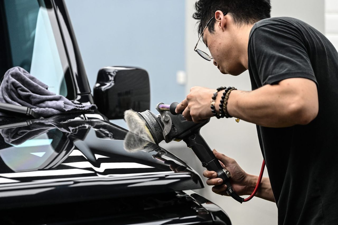 Suzuki Jimny 拋光與漆面修復完工與細節實拍 第 3 張（共 6 張）——捷匠施工實錄