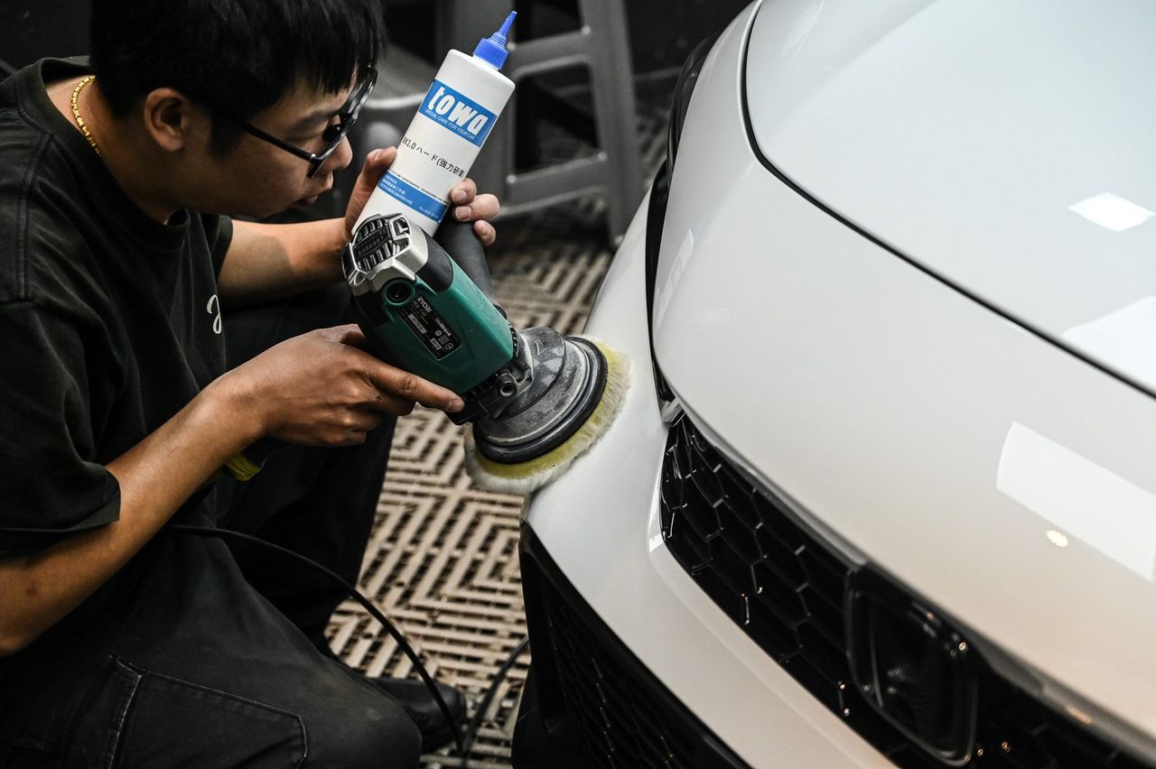 Honda Civic e:HEV 迎風面犀牛皮與漆面鍍膜完工與細節實拍 第 4 張（共 6 張）——捷匠北投店施工實錄