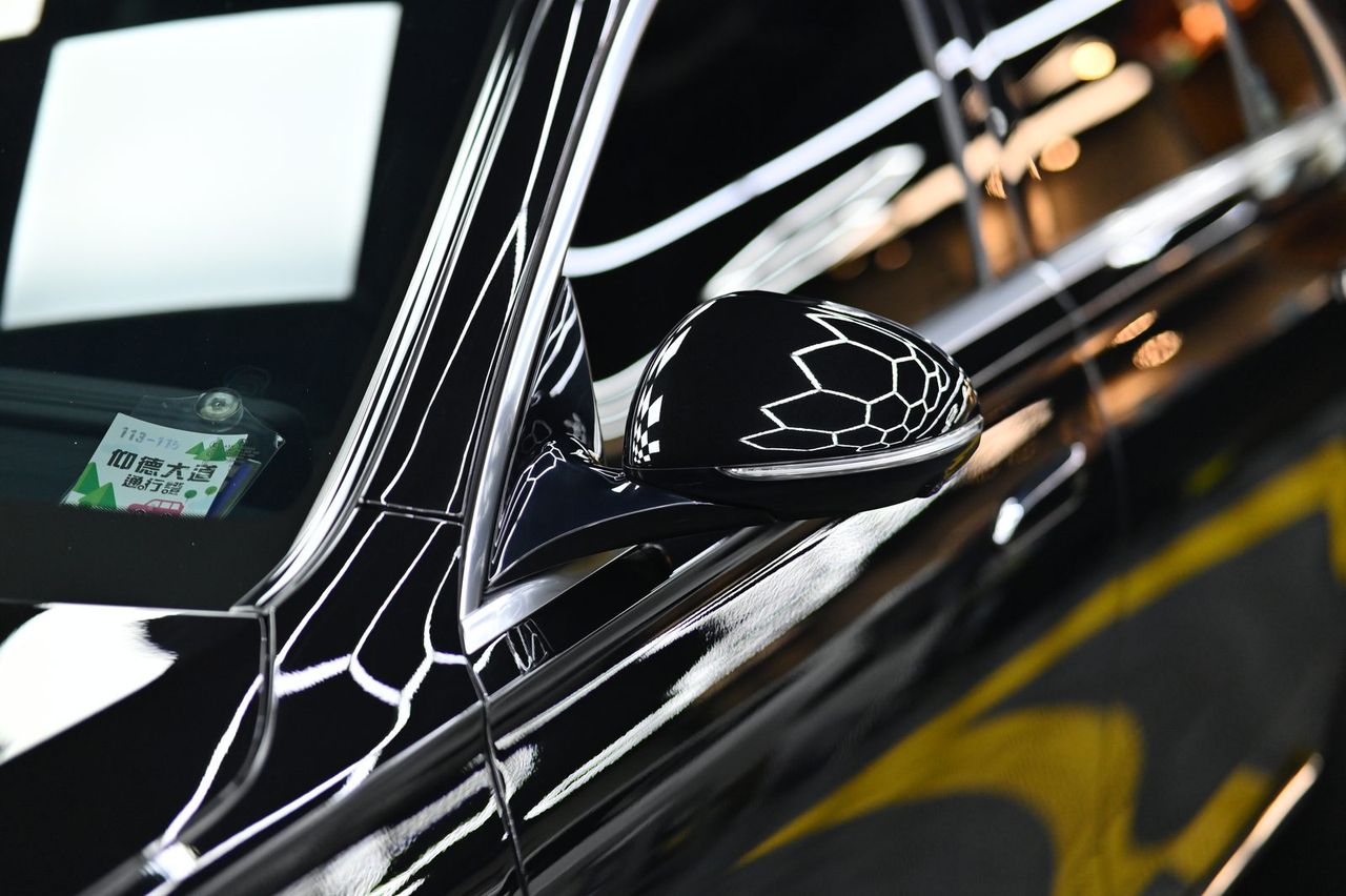 Mercedes-Benz S-Class 拋光與漆面修復完工與細節實拍 第 4 張（共 6 張）——捷匠淡水旗艦店施工實錄