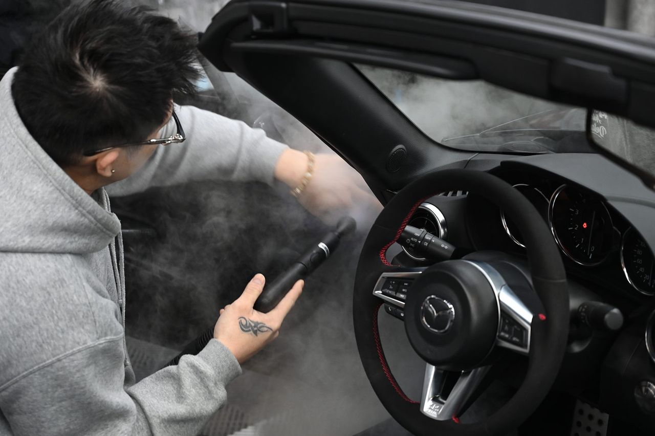 Mazda MX-5 內裝美容完工與細節實拍 第 4 張（共 6 張）——捷匠淡水旗艦店施工實錄
