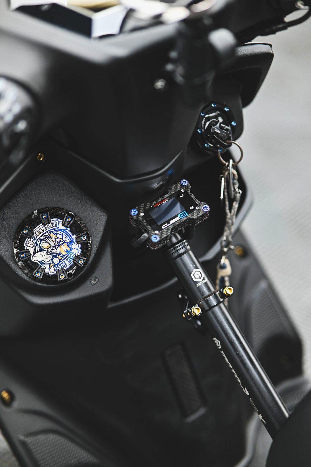 Yamaha 勁戰六代機車美容完工與細節實拍 第 4 張（共 6 張）——捷匠淡水旗艦店施工實錄