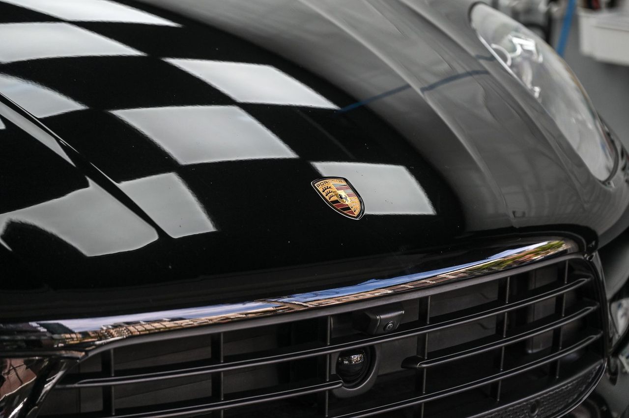 Porsche Macan 洗車打蠟完工與細節實拍 第 4 張（共 6 張）——捷匠施工實錄