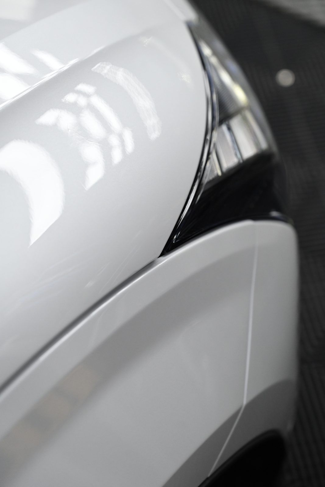 Volvo EX30 迎風面犀牛皮完工與細節實拍 第 4 張（共 6 張）——捷匠北投店施工實錄