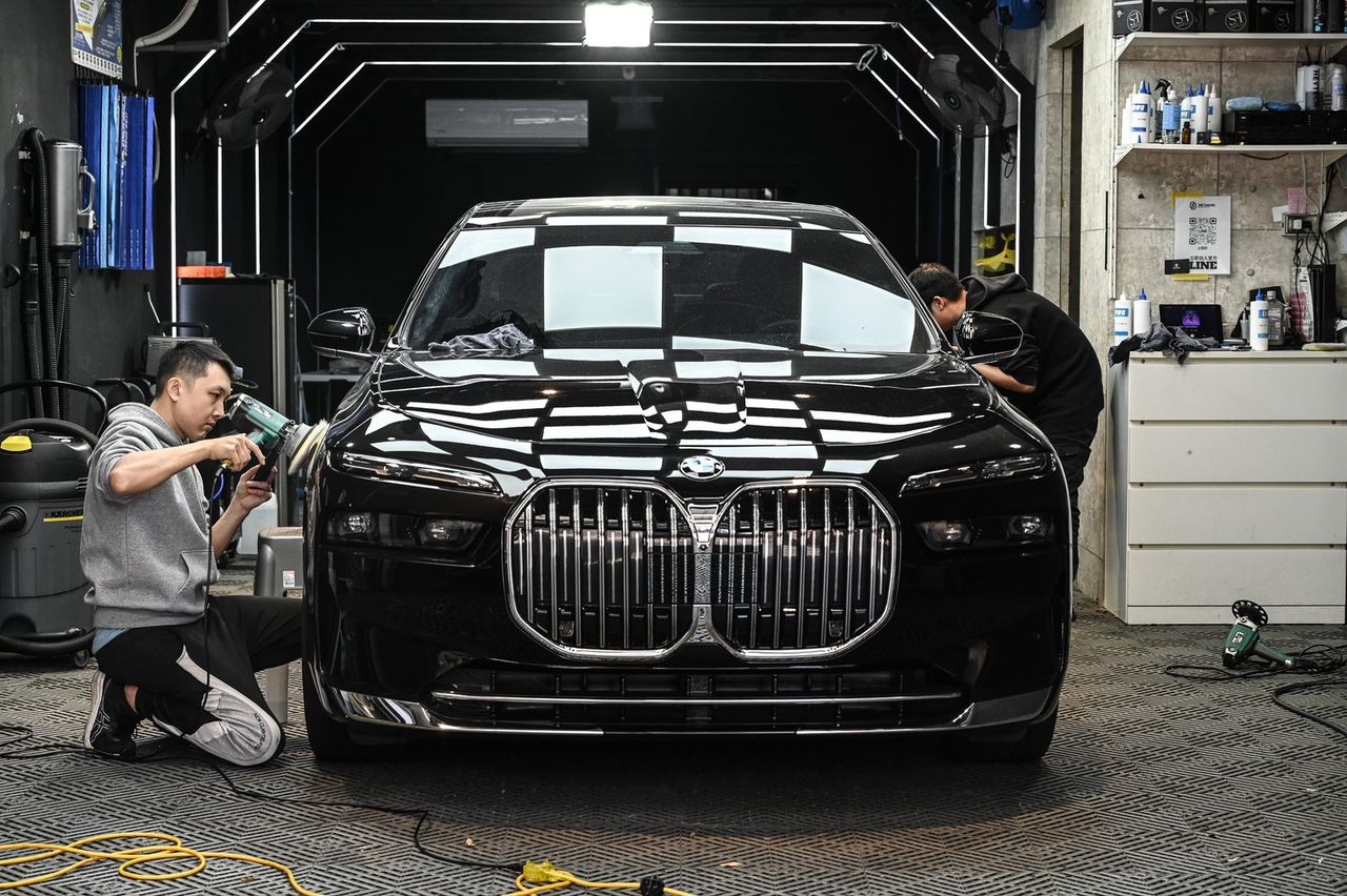 BMW 7系列漆面鍍膜完工與細節實拍 第 5 張（共 6 張）——捷匠北投店施工實錄