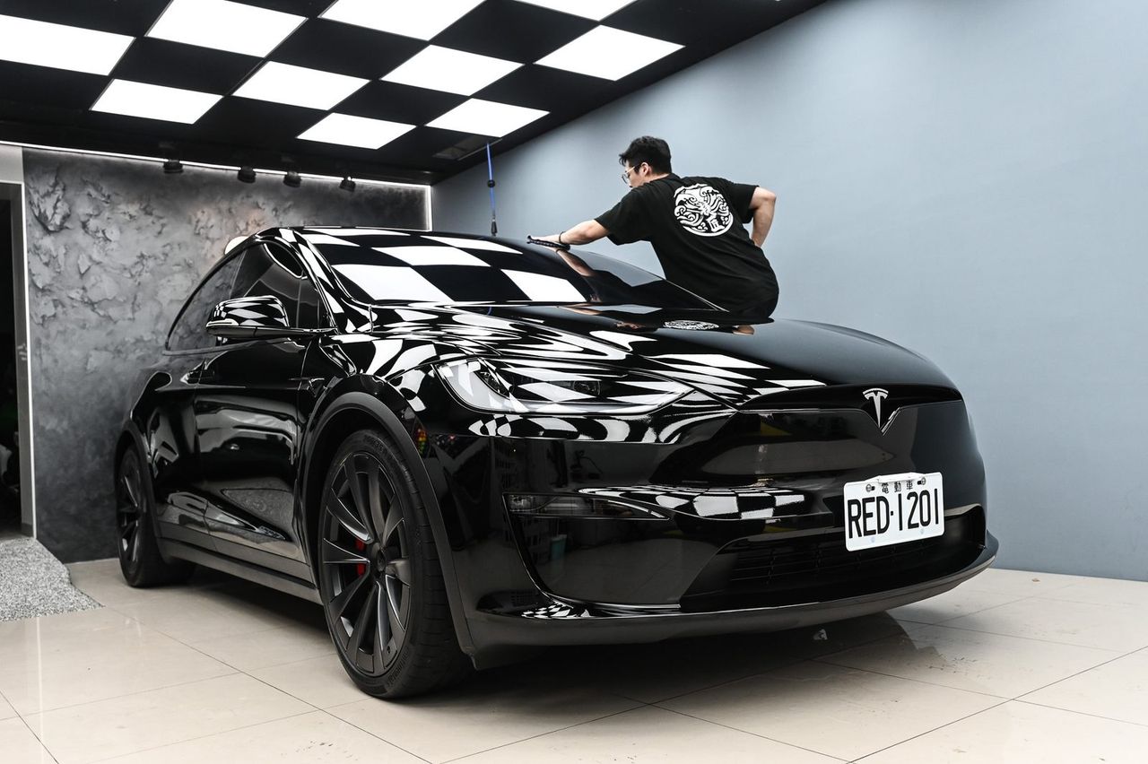 Tesla Model X 洗車打蠟完工與細節實拍 第 5 張（共 5 張）——捷匠施工實錄