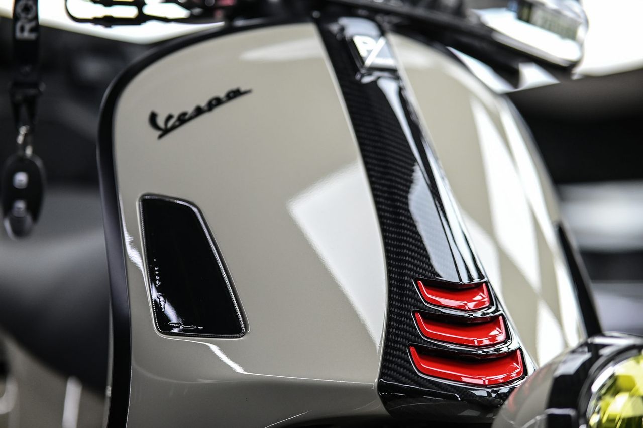 Vespa 機車美容（2025.01）完工與細節實拍 第 5 張（共 6 張）——捷匠淡水旗艦店施工實錄