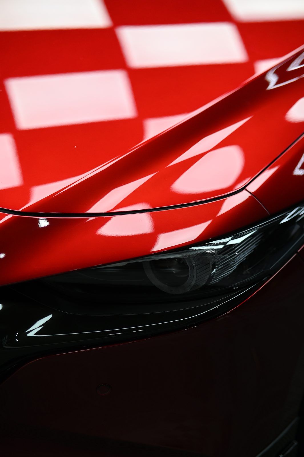 Mazda3 漆面鍍膜完工與細節實拍 第 2 張（共 3 張）——捷匠淡水旗艦店施工實錄
