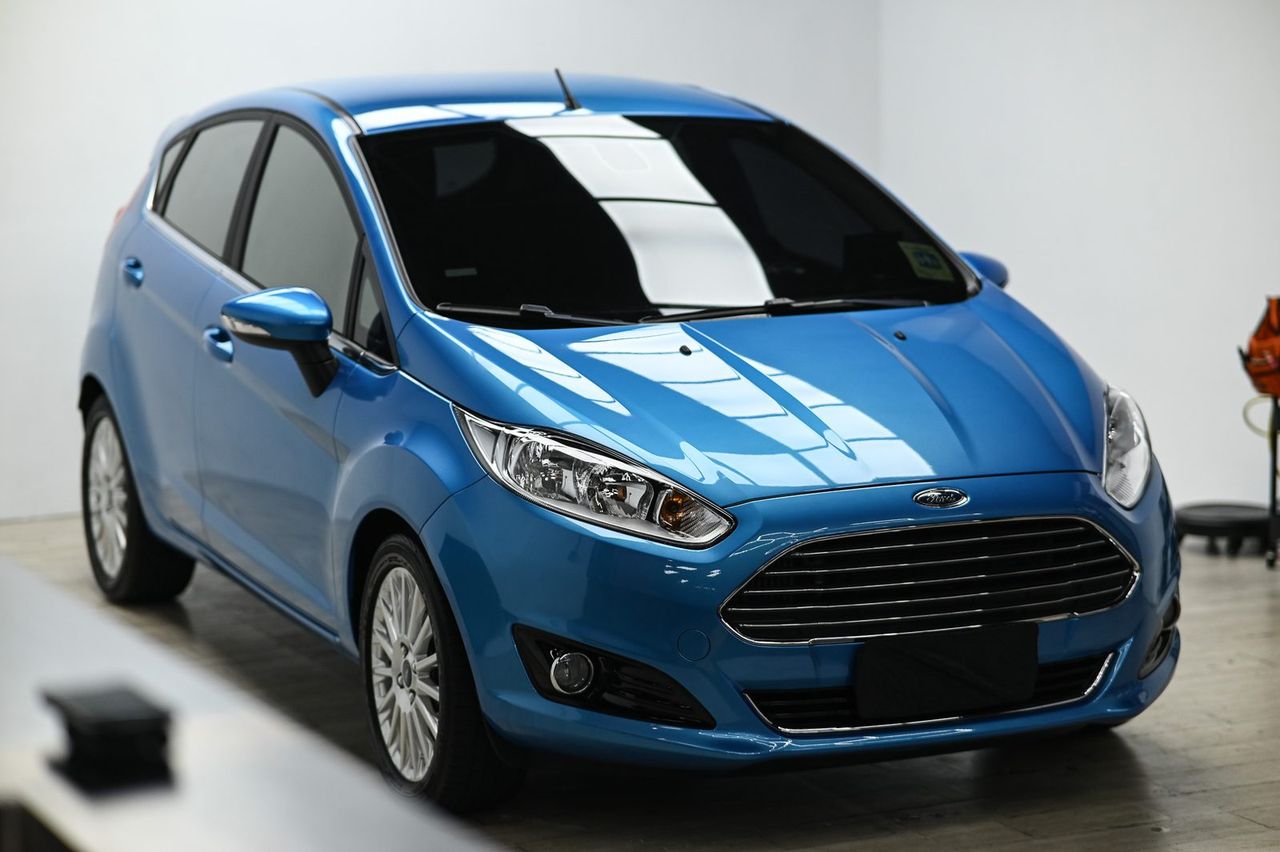 Ford Fiesta 漆面鍍膜完工與細節實拍 第 5 張（共 6 張）——捷匠淡水旗艦店施工實錄