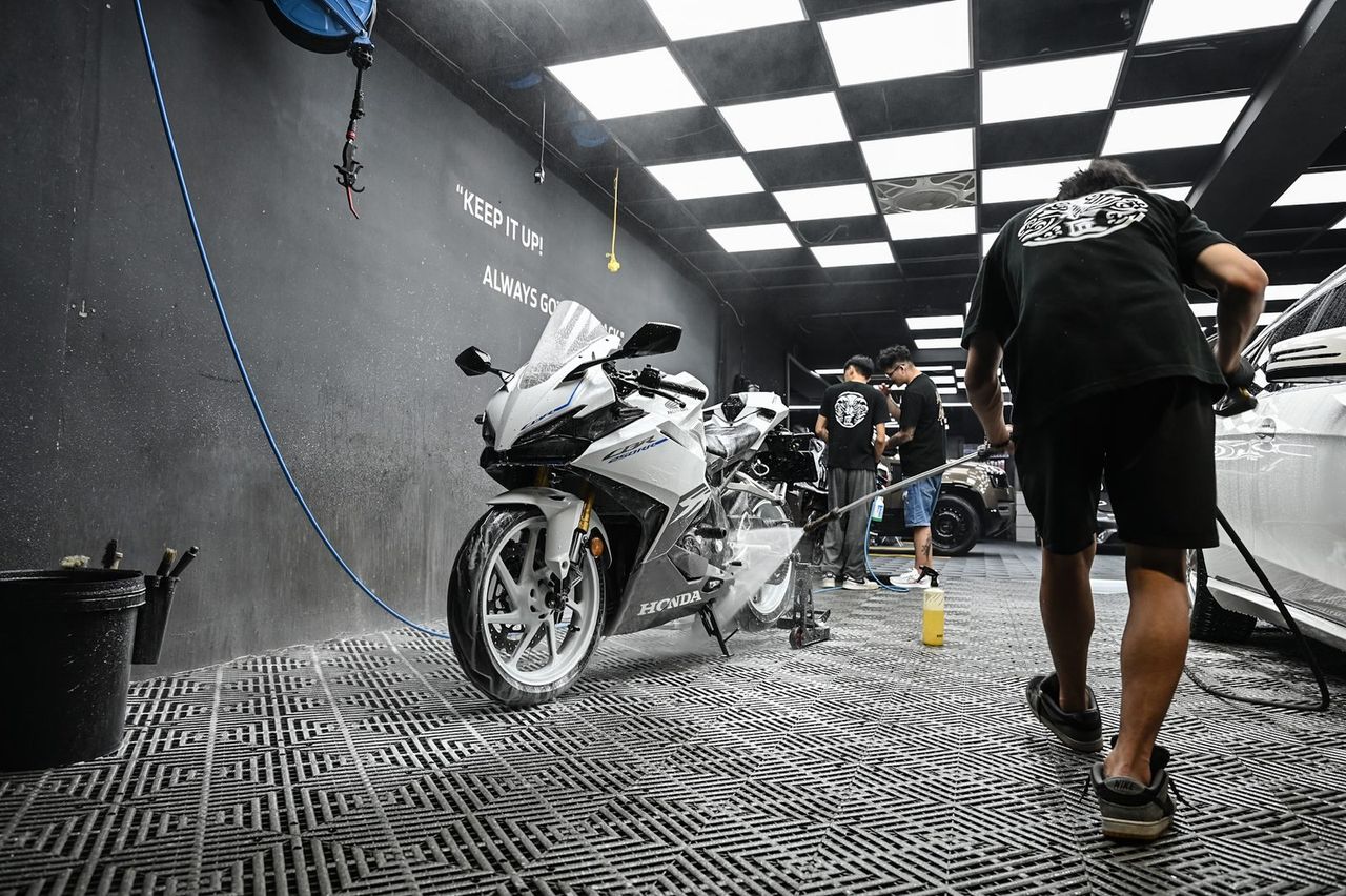 Honda CBR250RR 機車美容完工與細節實拍 第 6 張（共 6 張）——捷匠淡水旗艦店施工實錄