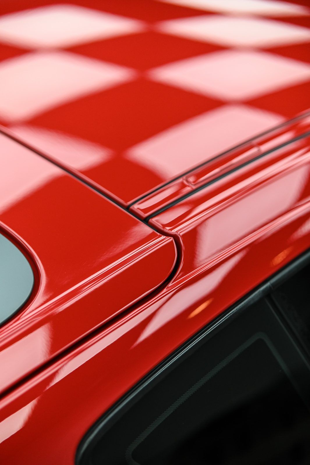 Porsche（Cayman）拋光與漆面修復、漆面鍍膜完工與細節實拍 第 6 張（共 6 張）——捷匠施工實錄