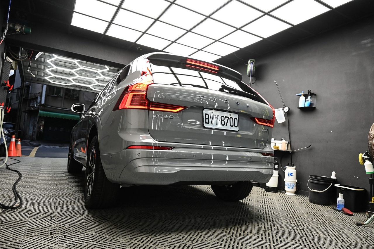 Volvo XC60 漆面鍍膜與內裝美容完工與細節實拍 第 6 張（共 6 張）——捷匠北投店施工實錄