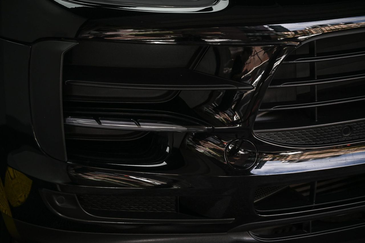 Porsche Macan 洗車打蠟完工與細節實拍 第 6 張（共 6 張）——捷匠施工實錄