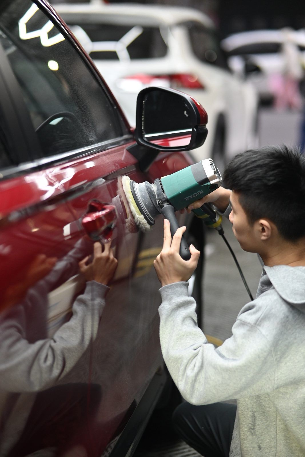 Honda CR-V 漆面鍍膜完工與細節實拍 第 6 張（共 6 張）——捷匠北投店施工實錄