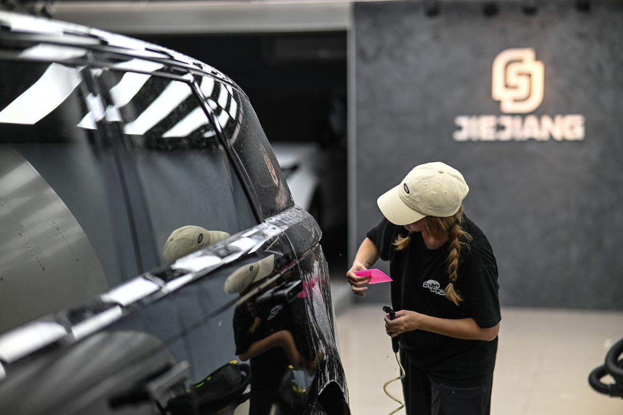 Range Rover 全車犀牛皮完工與細節實拍 第 6 張（共 6 張）——捷匠施工實錄
