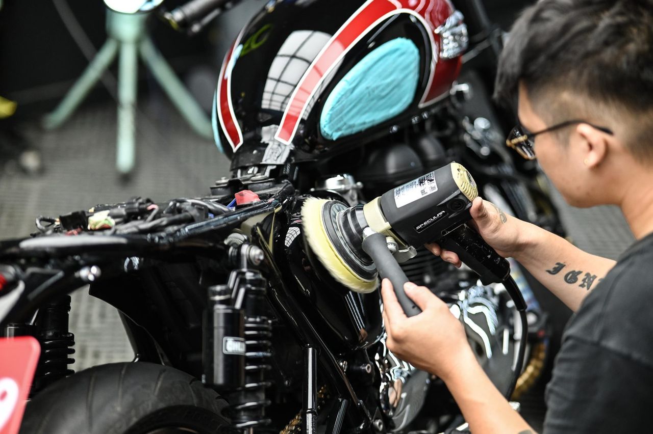 Triumph Bonneville T100 機車美容完工與細節實拍 第 6 張（共 6 張）——捷匠北投店施工實錄