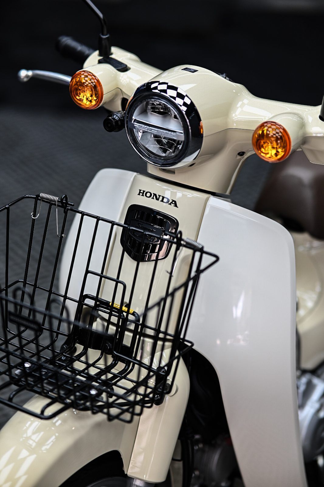 Honda Super Cub 機車美容完工與細節實拍 第 6 張（共 6 張）——捷匠北投店施工實錄